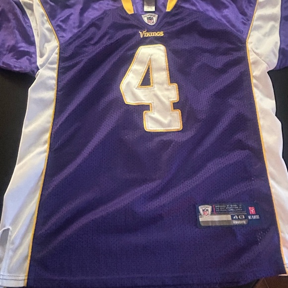 Brett Farve Authenticated Signed Vikings Jersey (2009) Reebok on field Jersey. - Picture 2 of 3